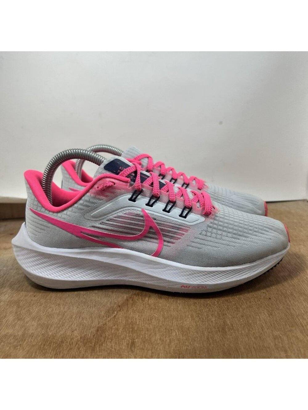 Nike Air Zoom Pegasus 39 Women Size 7.5 Grey Pink Sneakers Shoes FD0296-001